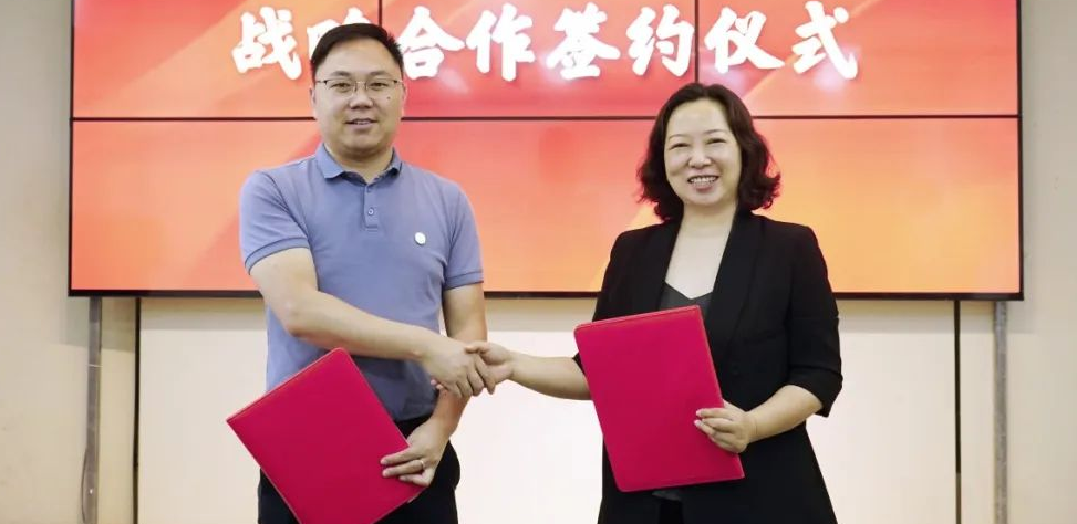 做强朋友圈，做深大服务丨欧宝(中国)与东方雨虹签订战略合作协议！