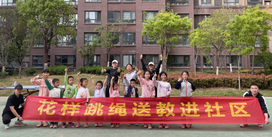 友邻欢聚 精彩无限-欧宝(中国)服务各项目多彩活动氛围拉满